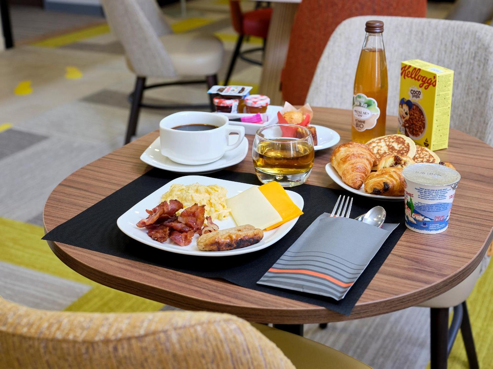 Quality Hotel Bordeaux Centre Екстер'єр фото